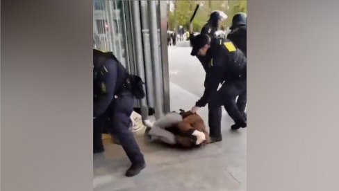OVAKO BLOKADERE REŠAVA DANSKA POLICIJA! To su EU standardi!