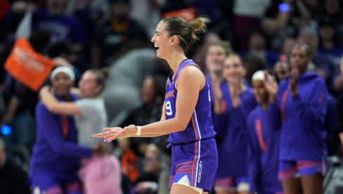 SRPKINJA JE ČUDO! Jovana Nogić pomerila granice VNBA lige!