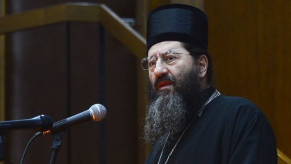 Пензионисан епископ жички Јустин
