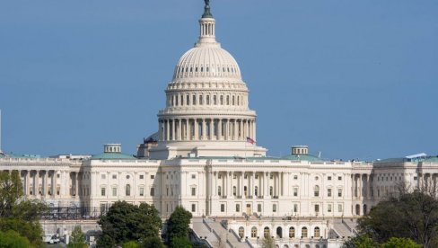 ХАОС У СЕНАТУ ЗБОГ БАЛСКЕ ДВОРАНЕ: Срушили смо Трампов први покушај“