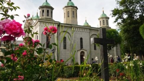 VAŽAN DUHOVNI DOGAĐAJ PRED SPASOVDAN: Čudesni pojas Presvete Bogorodice sa Svete gore stiže u Beograd