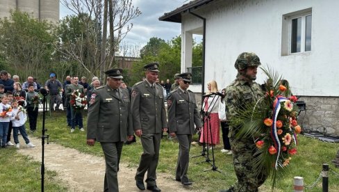 DUŽNOST NAM JE DA NEGUJEMO KULTURU SEĆANJA: Obeležena godišnjica Ristovačkog stradanja