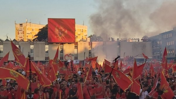 ЊЕГОШ СЕ У ГРОБУ ПРЕВРЋЕ, ЗА ОВО ГИНУШЕ НА МОЈКОВЦУ? Срамна одлука Скупштине у Подгорици - Уједињење из 1918. прогласили насилном анексијом