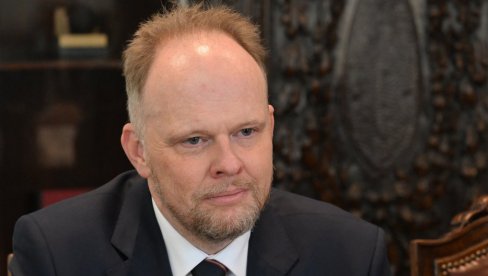 ЗВАНИЧНИК НАТО: Поштујемо војну неутралност Србије, нема консензуса за чланство Приштине у Алијанси