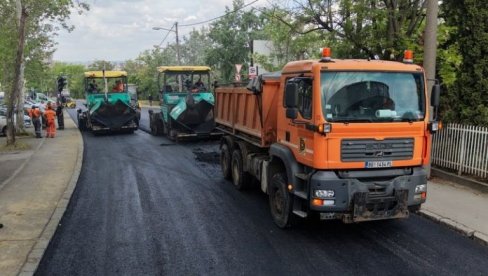 TEŠKO BEZ LINIJE 27: Sanacija frekventne Ulice Dragoslava Srejovića trebalo bi da se završi u nedelju, 24. maja