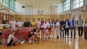 НАСТАВЉА СЕ РАЂАЊЕ СПОРТСКИХ ЛЕГЕНДИ: Олимпијски шампион и вицешампионка посетили Чачак!