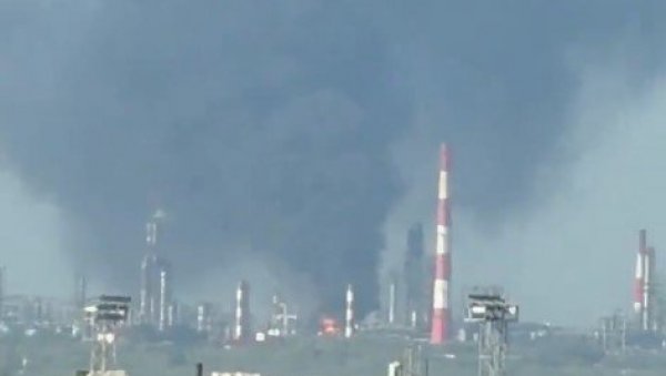 УДАР У СРЦЕ РУСИЈЕ: Дронови сејали смрт - има погинулих, аеродроми хитно затворени (ВИДЕО)