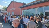 U GRAČANICI MIRNI SKUPOVI SRBA: Podrška uhapšenim kolegama (FOTO)