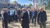 NA GRAHOVCU DVE CRNE GORE: Na poprištu slavne bitke kod Nikšića potvrđene duboke podele u ekološkoj državi