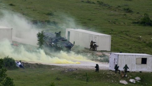 ТАКТИЧКА ПОКАЗНА ВЕЖБА КОД БУЈАНОВЦА: Учествовало 600 припадника Војске Србије и НАТО (ВИДЕО)