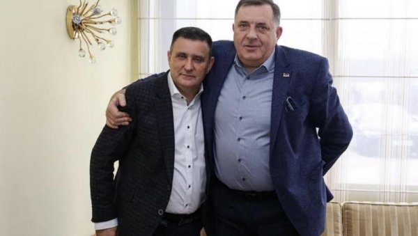 ЂАЈИЋ И ЦРНАДАК НА ИЗБОРЕ СВОЈИМ ПУТЕМ: Политичка сцена  у РС се, оснивањем нових партија, додатно уситњава