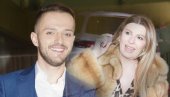 НАШ ПОЗНАТИ ПЕВАЧ СМРШАО 48 КИЛОГРАМА: Вики му давала савте - Стомак ми је био огроман, нисам могао да стојим