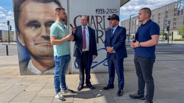 ЧАРЛИ КИРК СТОЈИ ПОНОСНО НА УЛИЦАМА БЕОГРАДА! Балкан Watch посветио мурал борцу за бољи свет (ФОТО)
