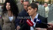 NAJVIŠE PUMPAJU HRVATSKI MEDIJI Ana Brnabić se obratila iz Pionirskog parka, pa zapušila usta rušiteljima Srbije