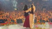 EMOCIJE PREPLAVILE ZAGREB: Tanja Savić i Dragana Mirković zajedno zapevale Zlatnik - Region će pamtiti ovu scenu (FOTO)
