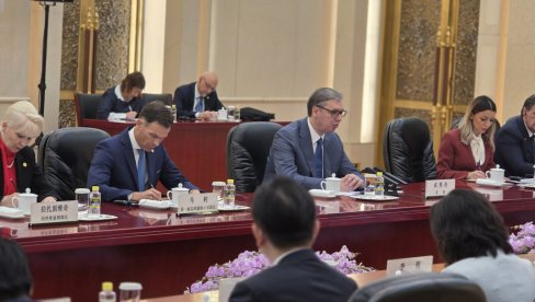 VELIKI DAN ZA SRBIJU: Istorijska poseta Vučića Kini - predsednik sa kineskim premijerom