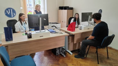 ДО РЕШЕЊА ЗА САМО ПЕТ ДАНА: Агенција за привредне регистре отворила своју канцеларију у Вршцу