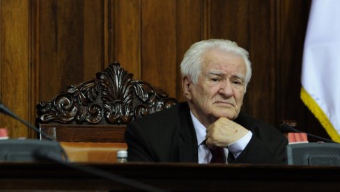 ПРЕМИНУО ДРАГОЉУБ МИЋУНОВИЋ