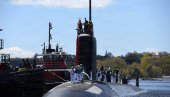 БРИТАНСКА МОРНАРИЦА НА КОЛЕНИМА: Нема више подморница, руске плове без надзора