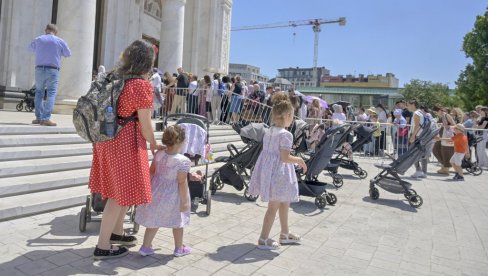 ОДАНОСТ КОСОВСКОМ ЗАВЕТУ Огласила се СПЦ: Појас Пресвете Богородице у храму Светог Саве до суботе