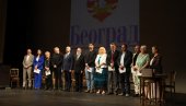 DAN KULTURE I POŠTOVANJA TRADICIJE: Laureati 55. Zlatnog beočuga okupili eminentna imena iz sveta muzike, prosvete, književnosti i kulture