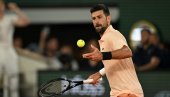 POKAŽITE MALO POŠTOVANJA! Novak Đoković usred meča zagrmeo, reagovao i sudija (VIDEO)