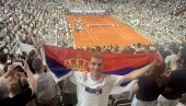 ПОБЕДА НА ИСКУСТВО: Новак се по традицији обратио са шљаке Шатријеа на француском језику