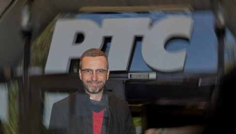 POZNATI VODITELJ SE VRATIO NA RTS: Tačno je, vraćam se kući!