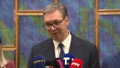 VUČIĆ SE OBRAĆA IZ KINE (VIDEO)