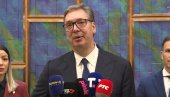 VUČIĆ PORUČIO IZ ŠANGAJA: Mogu sa ponosom da kažem da vojska Srbije raste i modernizuje se