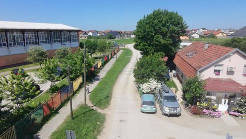 POPRAVKA KOLOVOZA U VETERNIKU, STEPANOVIĆEVU I KAĆU: Obnova prigradskih puteva u Novom Sadu
