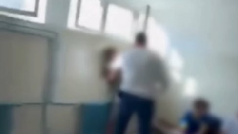 ОБЈАВЉЕН СНИМАК Наставник напао ђака: Хоћеш да ти главу откинем... Пашић ухапшен, па пуштен на слободу