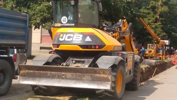 РАДОВИ У НОВОМ САДУ: Измене саобраћаја у Лединцима до 23. јуна