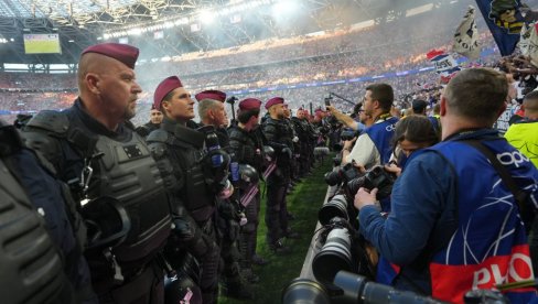PRENOS, PSŽ - ARSENAL: Policija, stativa, golovi, drama! Burno finale Lige šampiona ulazi u finiš!