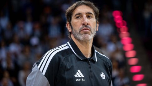 NEMAČKA JE BAŠ JAKA: Mumbru objavio spisak, tu je i novo pojačanje Crvene zvezde!