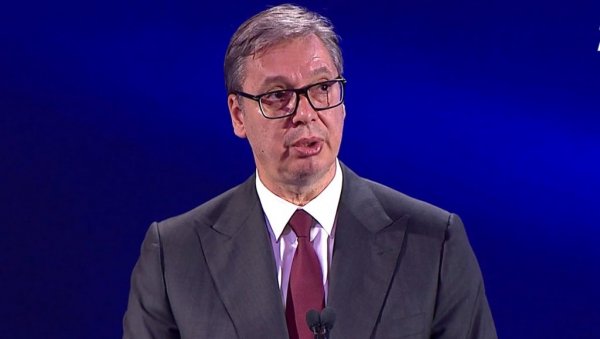 ОВО ЈЕ ВУЧИЋЕВ ИНТЕРВЈУ КОЈИ ЈЕ ПОДЕЛИО ТРАМП: Одзвањају речи председника Србије