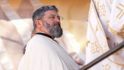 ШЕФ КАБИНЕТА ПАТРИЈАРХА ПОРФИРИЈА ЗА КОМПАС: Какав духовни значај има Појас Пресвете Богородице