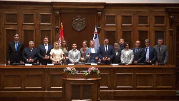 СРБИЈА СЛАВИ ШАМПИОНЕ: Спортски савез наше земље доделио традиционалне Мајске награде