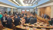 У ЦРНОЈ ГОРИ СРБИ ЧИНЕ 33% СТАНОВНИШТВА! Они су сад етикетирани као антидржавни елементи и непријатељи