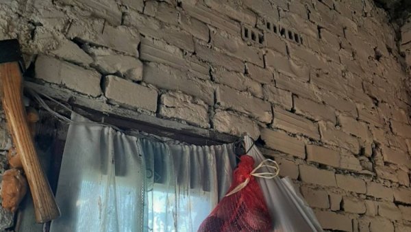 НЕМА КО ДА МИ ЧАШУ ВОДЕ ДОДА: Болестан и непокретан Цвијан Славнић (70) из Врбаса, преживљава најтеже дане у животу (ФОТО)
