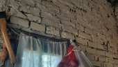 НЕМА КО ДА МИ ЧАШУ ВОДЕ ДОДА: Болестан и непокретан Цвијан Славнић (70) из Врбаса, преживљава најтеже дане у животу (ФОТО)