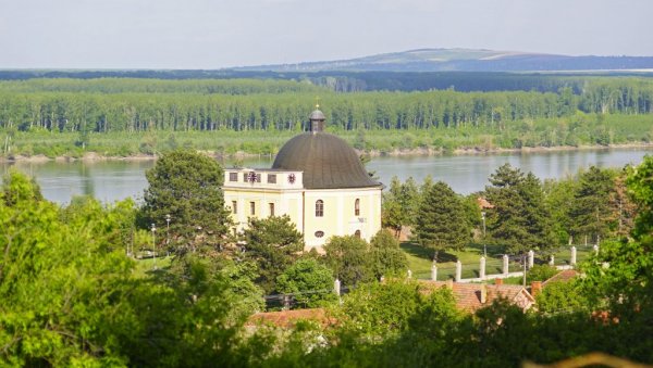 СРЕМСКИ КАРЛОВЦИ: Војвођански градић који многи све чешће називају малом Тосканом
