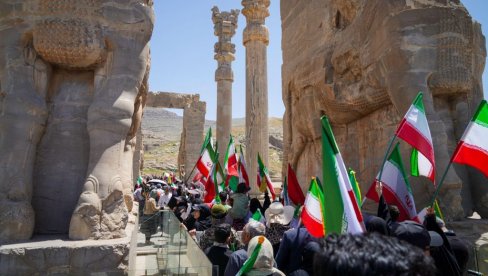 NOVI RAT SA SAD NEIZBEŽAN Dramatična poruka iz Teherana: Iranska nacija nikad neće pristati na predaju
