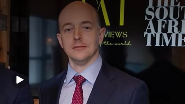 РУСКИ ЗВАНИЧНИК УПОЗОРАВА: Ова земља гура Европу ка директном сукобу са Русијом