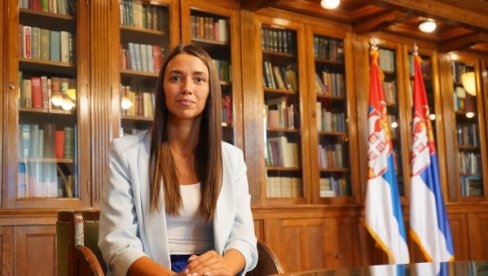 НАЈВЕЋИ БОЛ ИМ ЈЕ СРПСКА ПОБЕДА Ђурић осула паљбу по блокадерима: Дежурни мрзитељи поново ударили на Вучића и сопствену државу