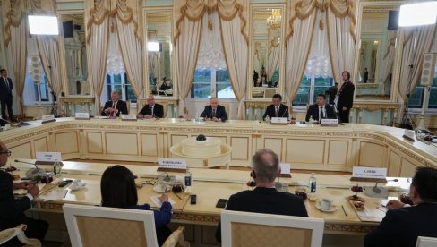 ЗАШТО БИ РУСИЈА НАПАЛА НАТО? Путин о уласку Украјине у ЕУ: Нисмо против, Кијев мора да пристане на компромисе