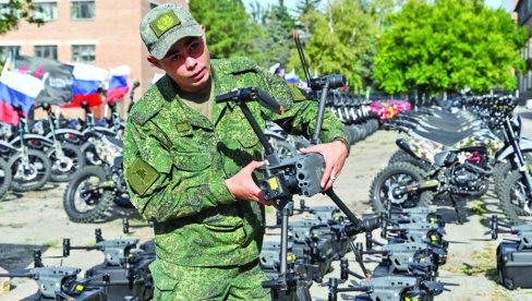 МОСКВА ЋЕ ОБАРАТИ ДРОНОВЕ ИЗНАД ЕСТОНИЈЕ: Дронови лансирани из комшилука засули Санкт Петербург током Међународног економског форума