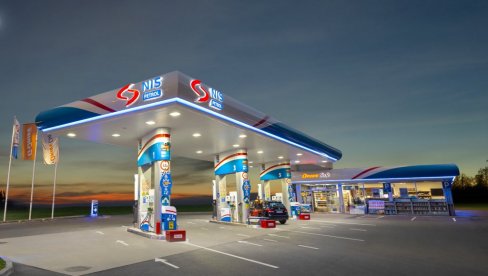 NA SVIM NIS PETROL I GASPROM BENZINSKIM STANICAMA: Popust od 10 dinara po litru na sva G-Drive goriva.