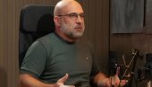НОВИ ЖУТИ ТАЈКУНСКИ НАПАД НА ВЕРНИКЕ: Појас, 800.000 људи на Врачару, за њих су само обични перформанс (ВИДЕО)