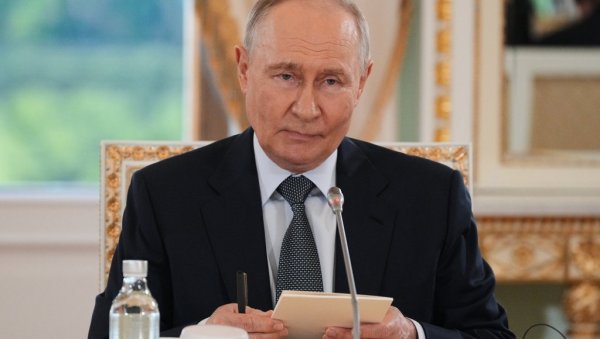 ПУТИН: Избори за Државну думу од пресудног значаја за Русију